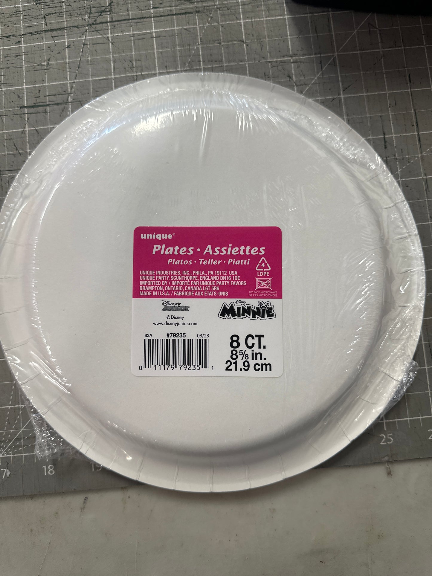 Large Minnie Mouse Plates