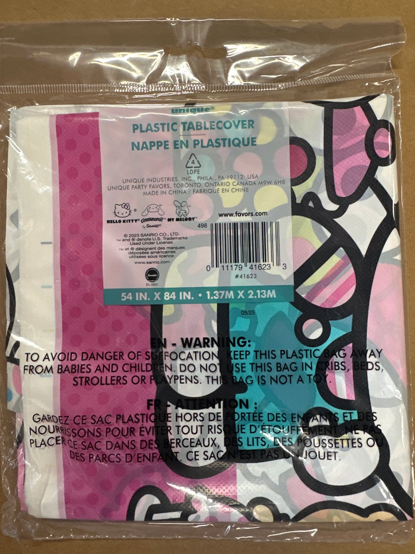 Hello Kitty & Friends table cover