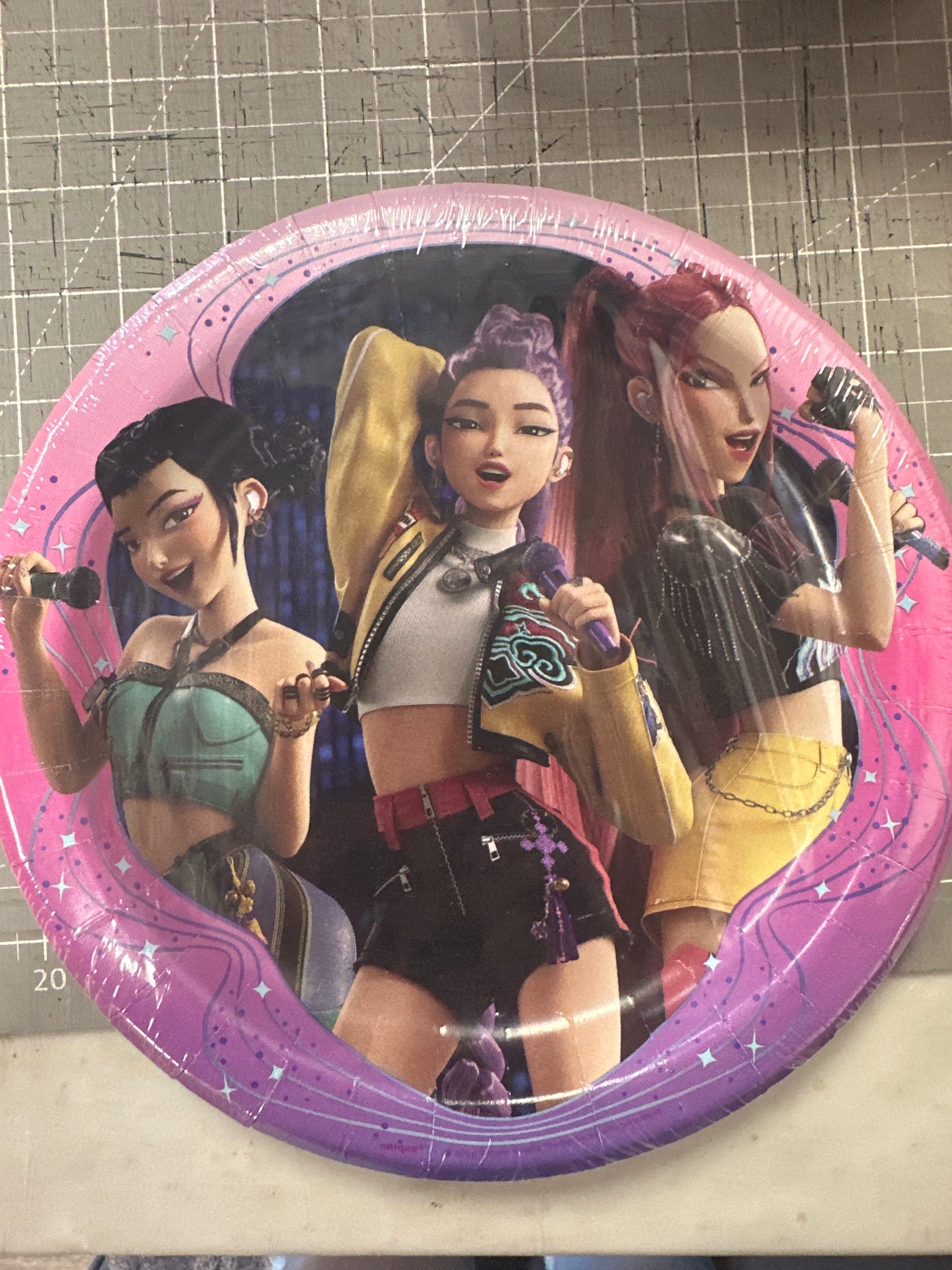 Large Kpop Demon Hunters Plates